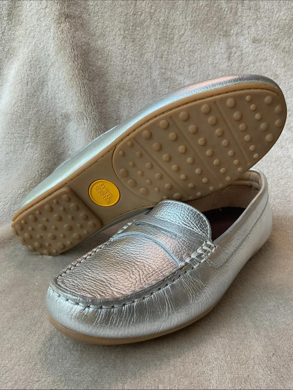 Women’s Samuel Hubbard Free Spirit Driving Loafer Size 8